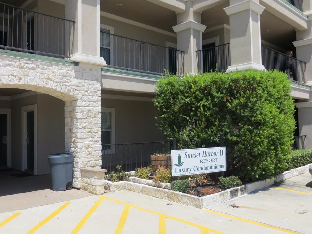 Sunset Harbor Resort Willis Exterior photo